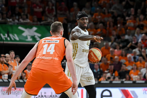 张翀赫的闪 张翀赫的闪