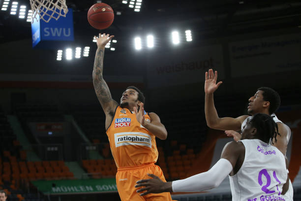 更是关键比 更是关键比