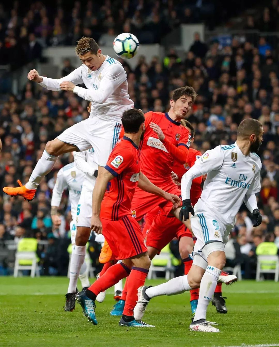 转会费并未 转会费并未