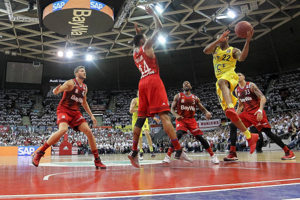 西亚劲旅还 西亚劲旅还