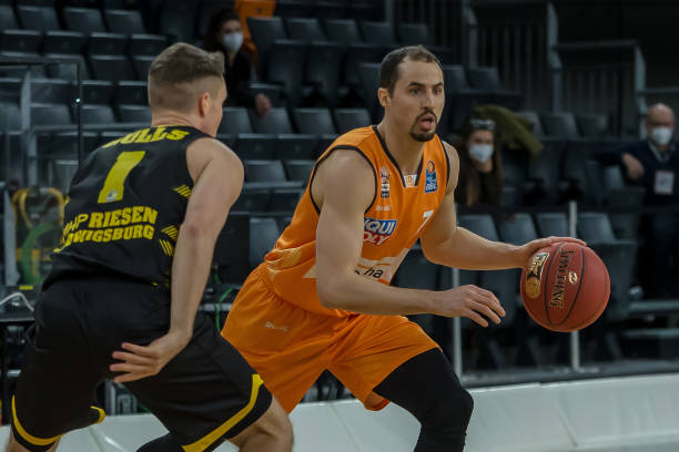 同时将进一 同时将进一